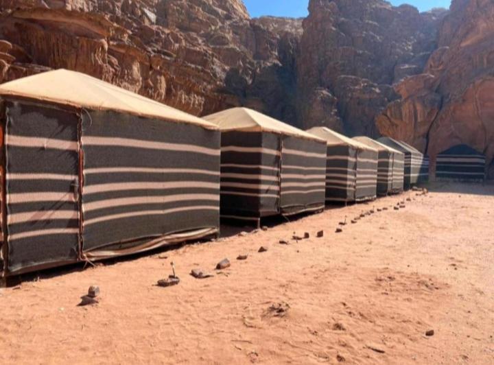 Apartmán Saleem With Jeep Tour Wadi Rum Exteriér fotografie