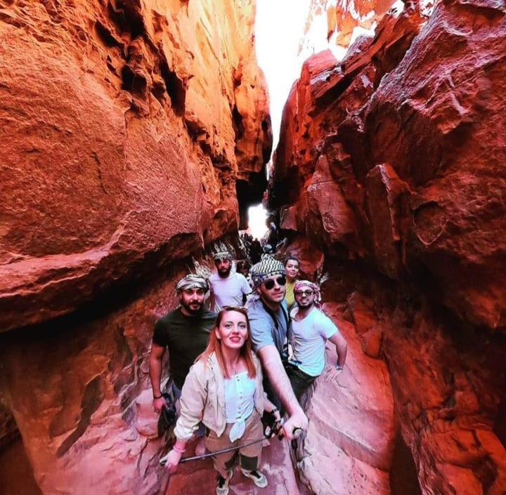 Apartmán Saleem With Jeep Tour Wadi Rum Exteriér fotografie